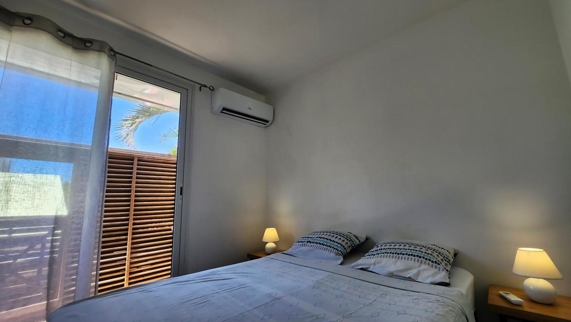 Le Manguier Apartment Saint Pierre Exterior photo